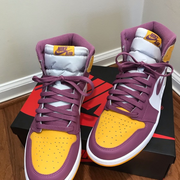New🔥Jordan 1 Retro High OG BROTHERHOOD. Size 13 mens - Picture 10 of 12